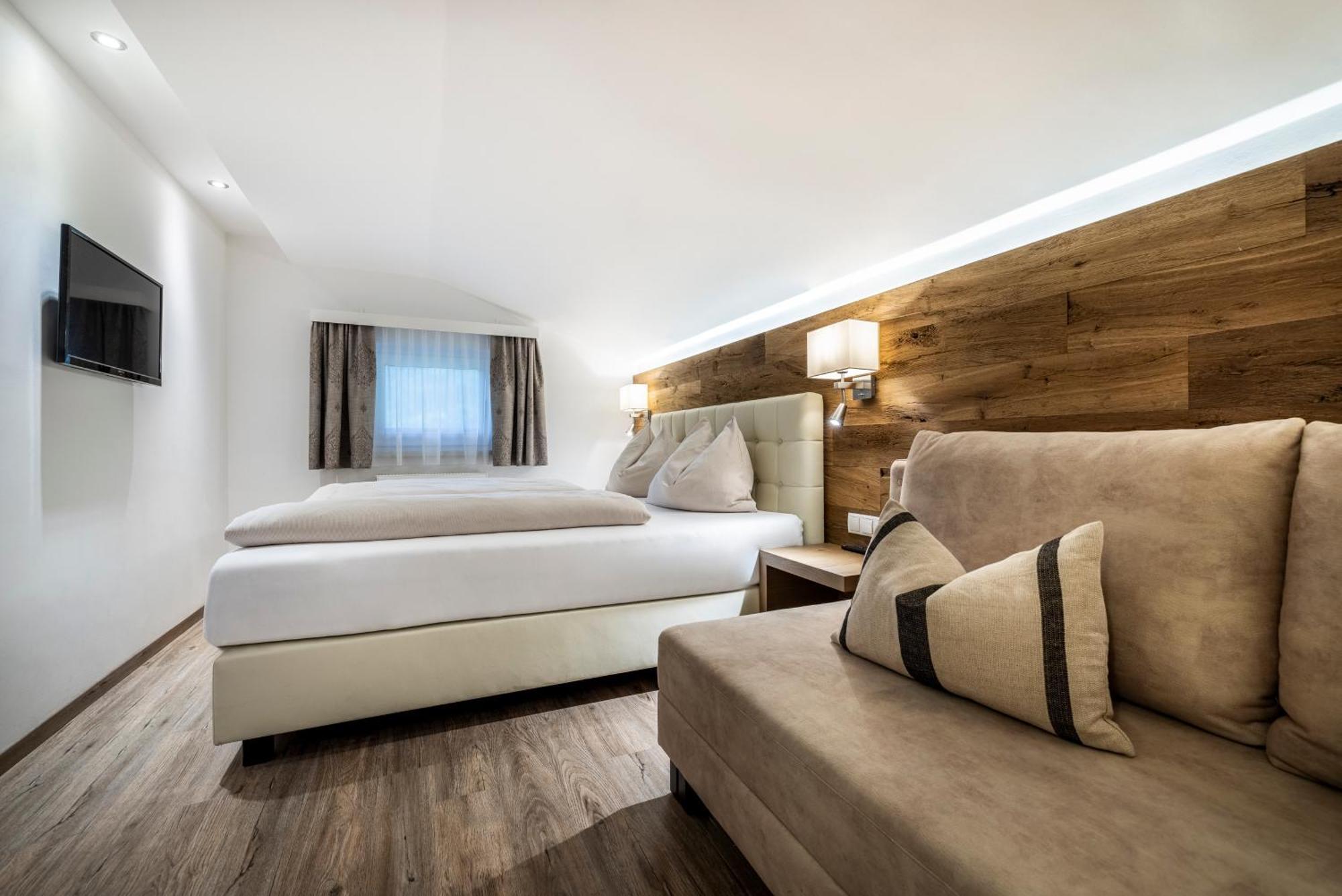 Aparthotel Jaegerheim 플라차우 외부 사진