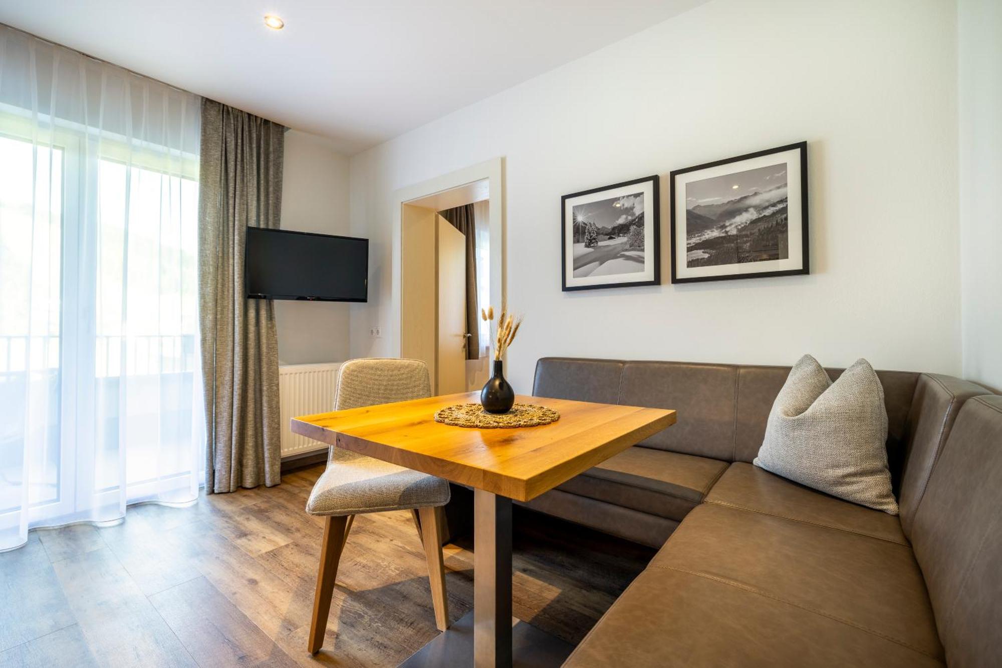 Aparthotel Jaegerheim 플라차우 외부 사진